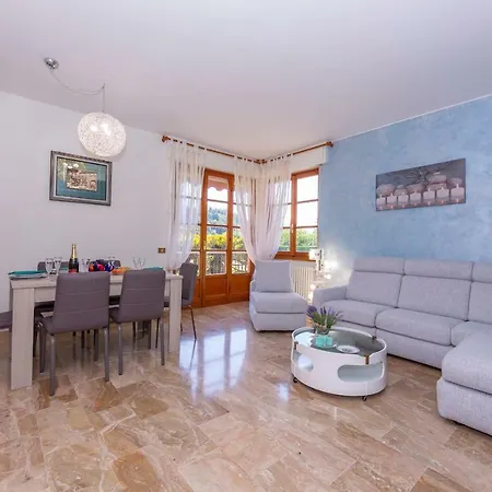 شقة Sleeps 6 Pool Wifi Carlazzo