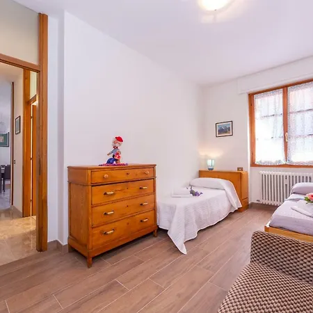 Sleeps 6 Pool Wifi *